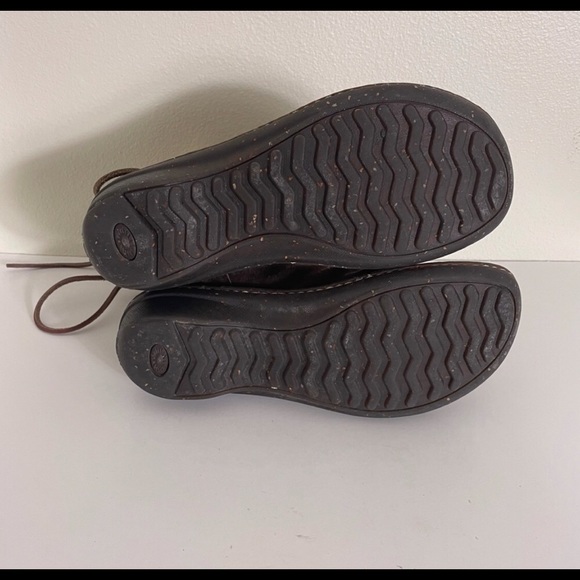 UGG Brown Leather Suede Lace Up Back Booties GUC - Picture 8 of 8